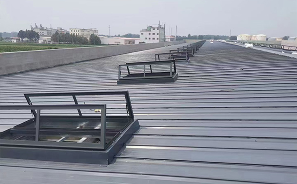 某中学室内体育馆耀州排烟窗改造项目 某中学室内体育馆耀州排烟窗改造项目