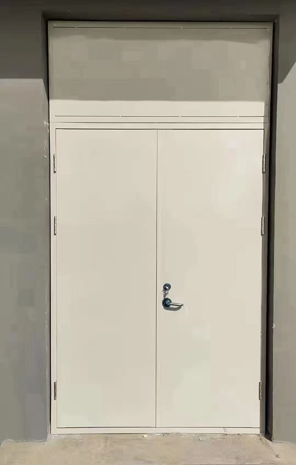 展览馆项目完成大跨度耀州防火门安装